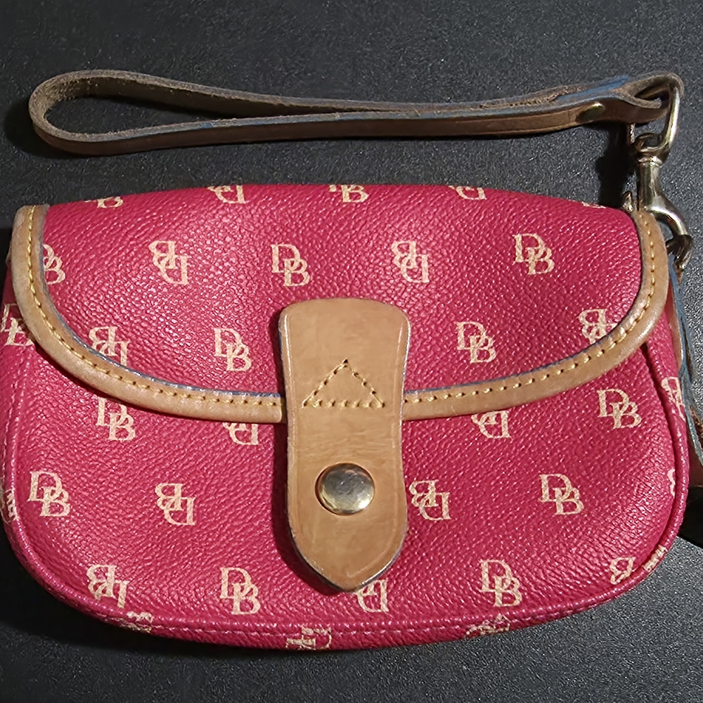 Dooney & Bourke Wristlet